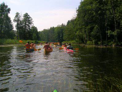 Zdjęcia z naszych spływów kajakowych - krutynia-17-07-26-07-2006-najbardziej-rozrywkowy-splyw-w-historii-firmy