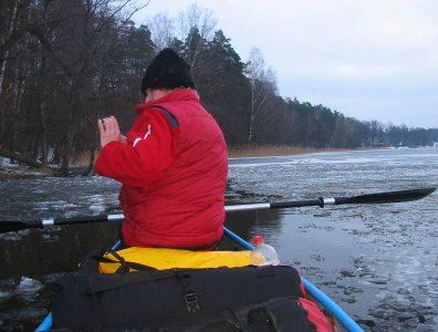 Zdjęcia z naszych spływów kajakowych - marcin-i-olaf-3-dniowy-zimowy-splyw-krutynia-z-noclegami-pod-namiotem-31-01-2007-03-02-20007